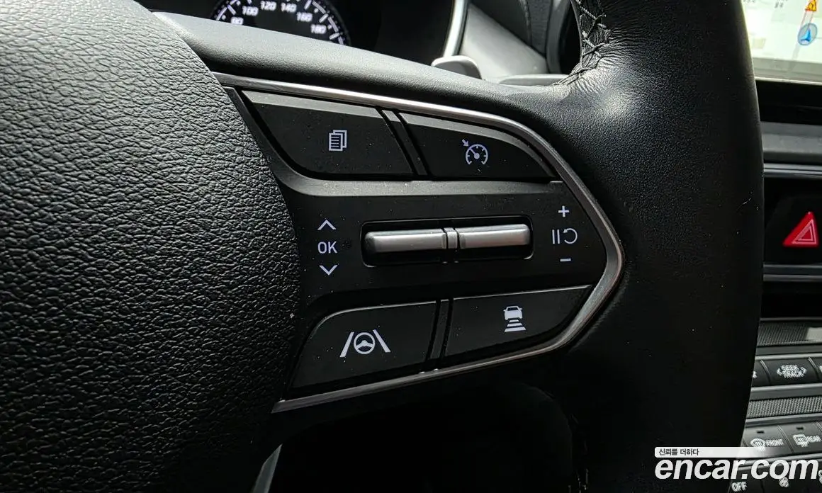 Hyundai Santa Fe 2022 2.2 автомат (гидро), фото 24