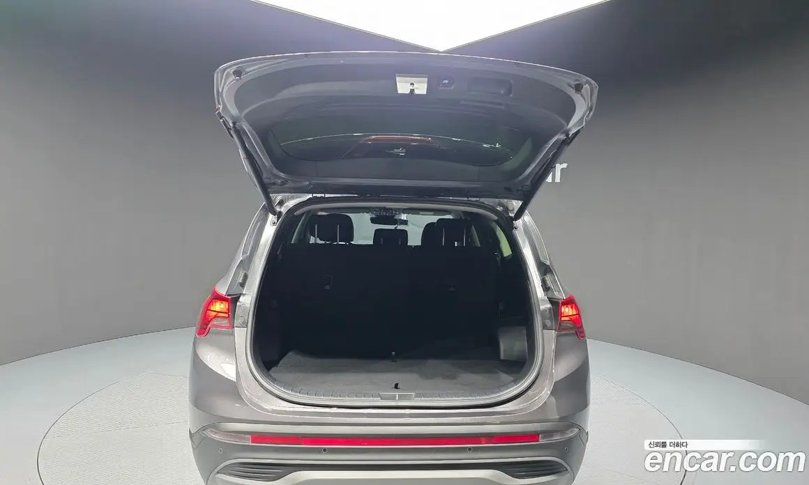 Hyundai Santa Fe 2022 2.2 автомат (гидро), фото 26