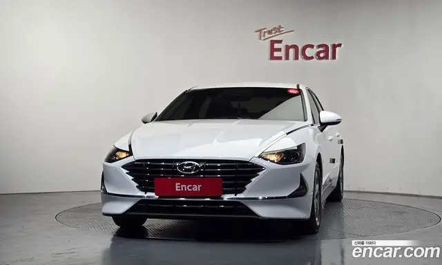 Hyundai Sonata 2022 2.0 автомат (гидро), миниатюра 3