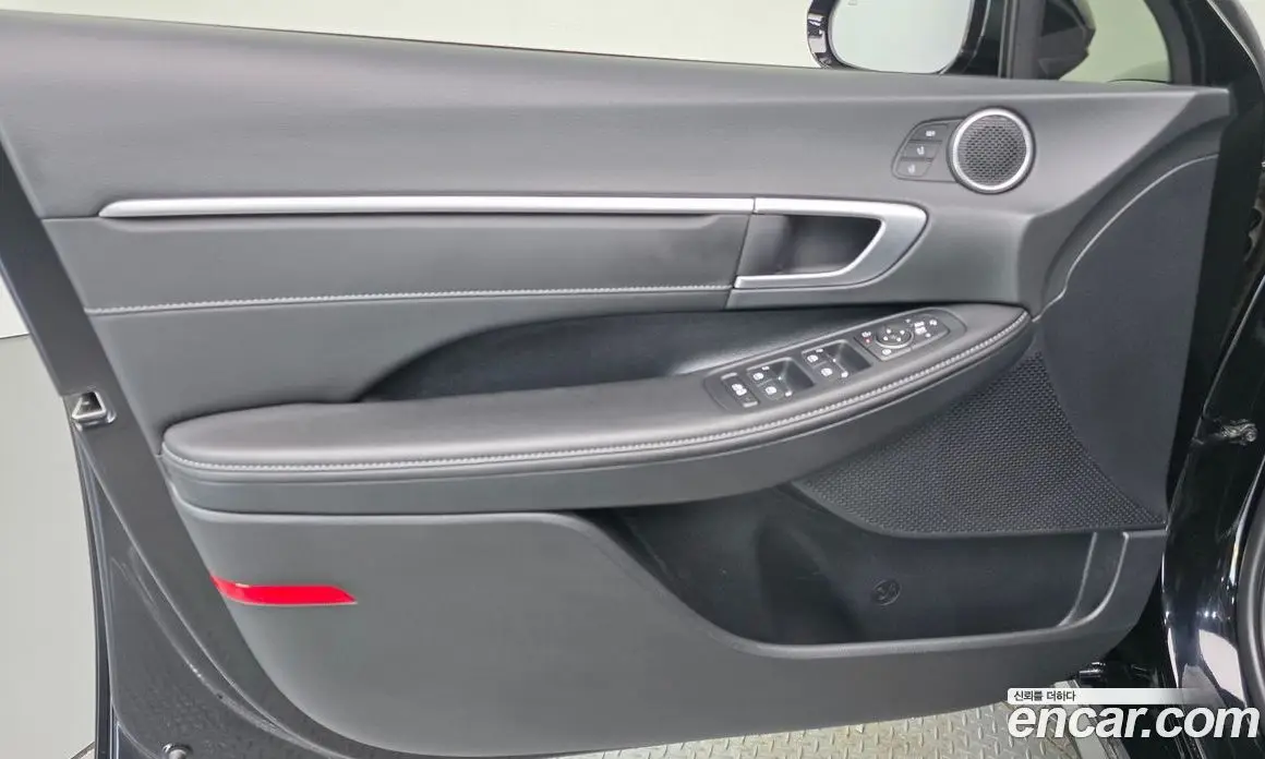 Hyundai Sonata 2024 2.0 автомат (гидро), фото 14
