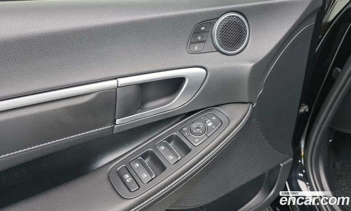 Hyundai Sonata 2024 2.0 автомат (гидро), фото 18