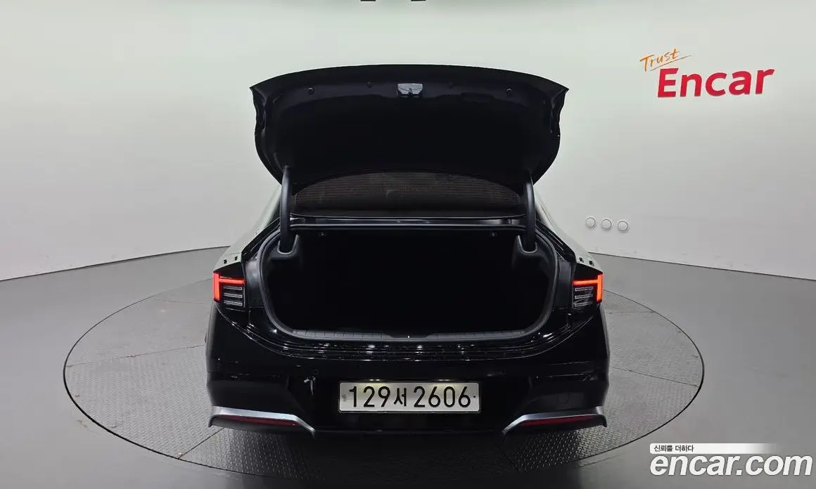 Hyundai Sonata 2024 2.0 автомат (гидро), фото 26
