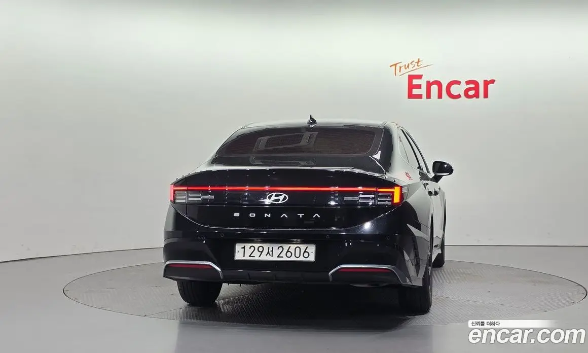 Hyundai Sonata 2024 2.0 автомат (гидро), фото 4