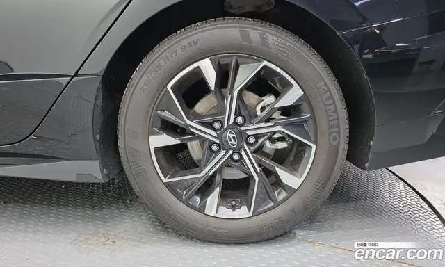 Hyundai Sonata 2024 2.0 автомат (гидро), миниатюра 7