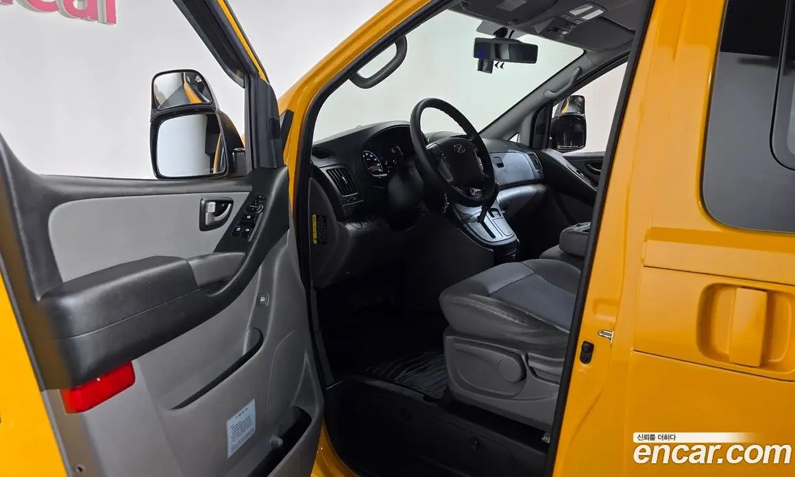 Hyundai Starex 2018 2.4 автомат (гидро), фото 10