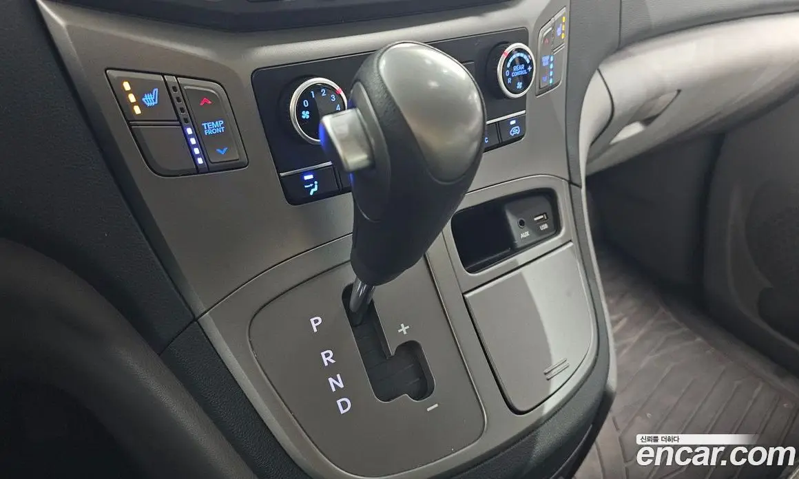 Hyundai Starex 2020 2.4 автомат (гидро), фото 12