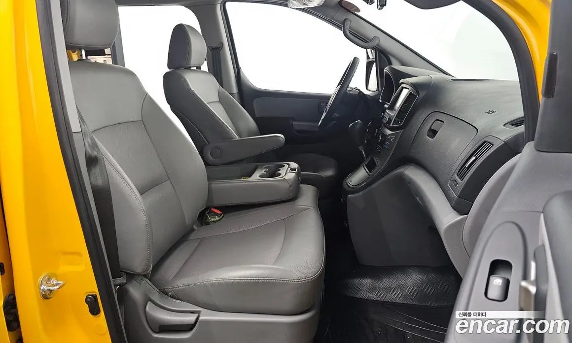 Hyundai Starex 2020 2.4 автомат (гидро), фото 16