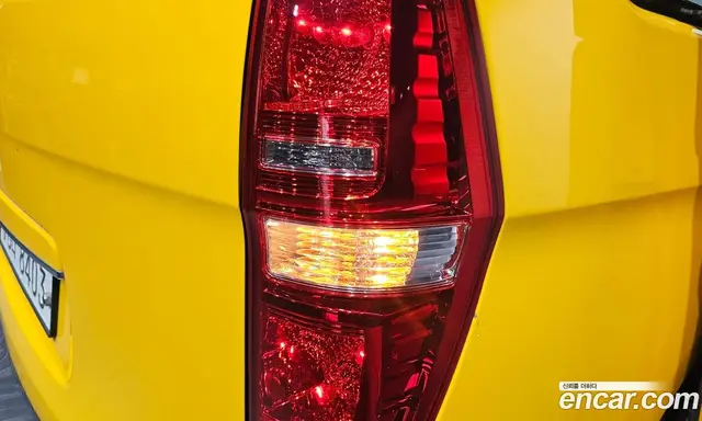 Hyundai Starex 2020 2.4 автомат (гидро), миниатюра 9