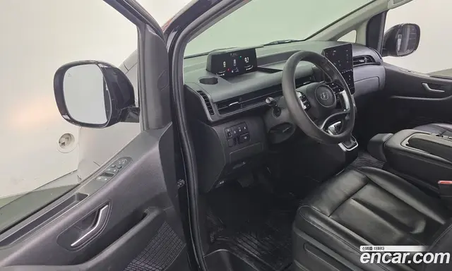 Hyundai Staria 2023 2.2 автомат (гидро), миниатюра 11
