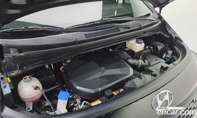 Hyundai Staria 2023 2.2 автомат (гидро), миниатюра 6