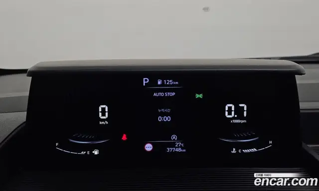 Hyundai Staria 2023 2.2 автомат (гидро), миниатюра 8