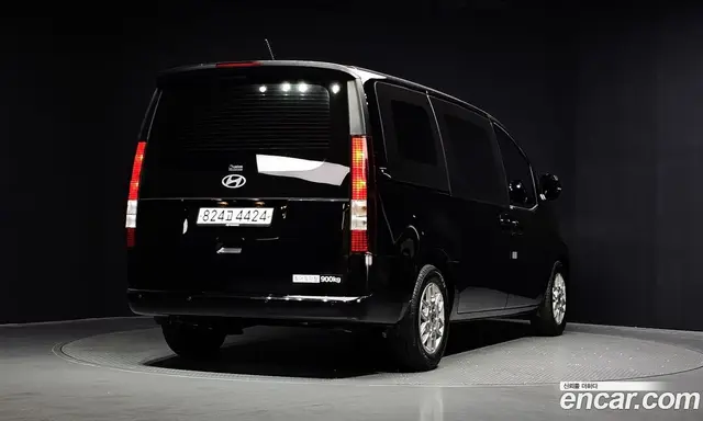 Hyundai Staria 2025 3.5 автомат (гидро), миниатюра 2