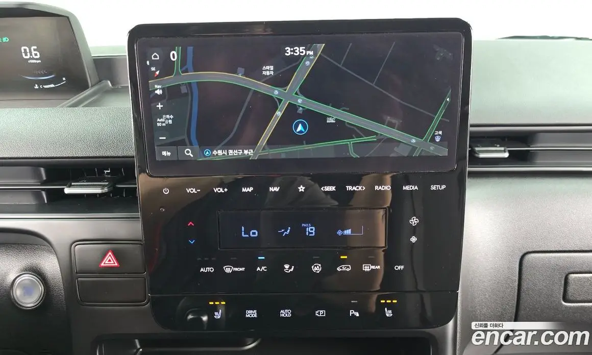Hyundai Staria 2025 3.5 автомат (гидро), фото 19
