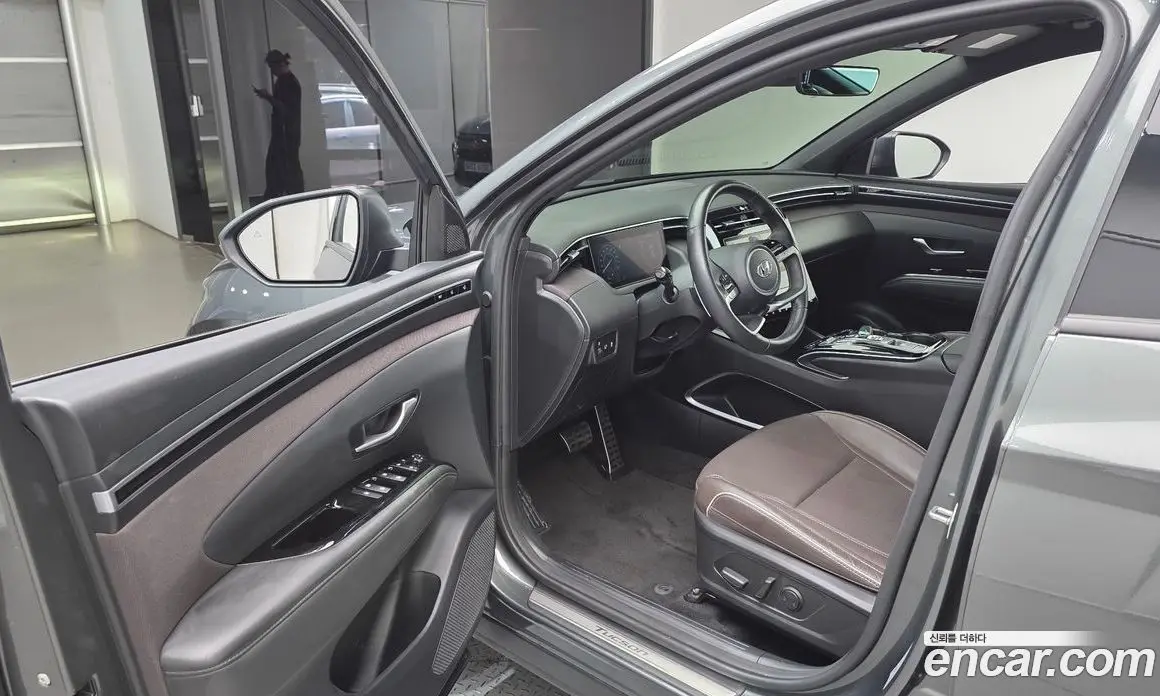 Hyundai Tucson 2023 1.6 автомат (гидро), фото 13