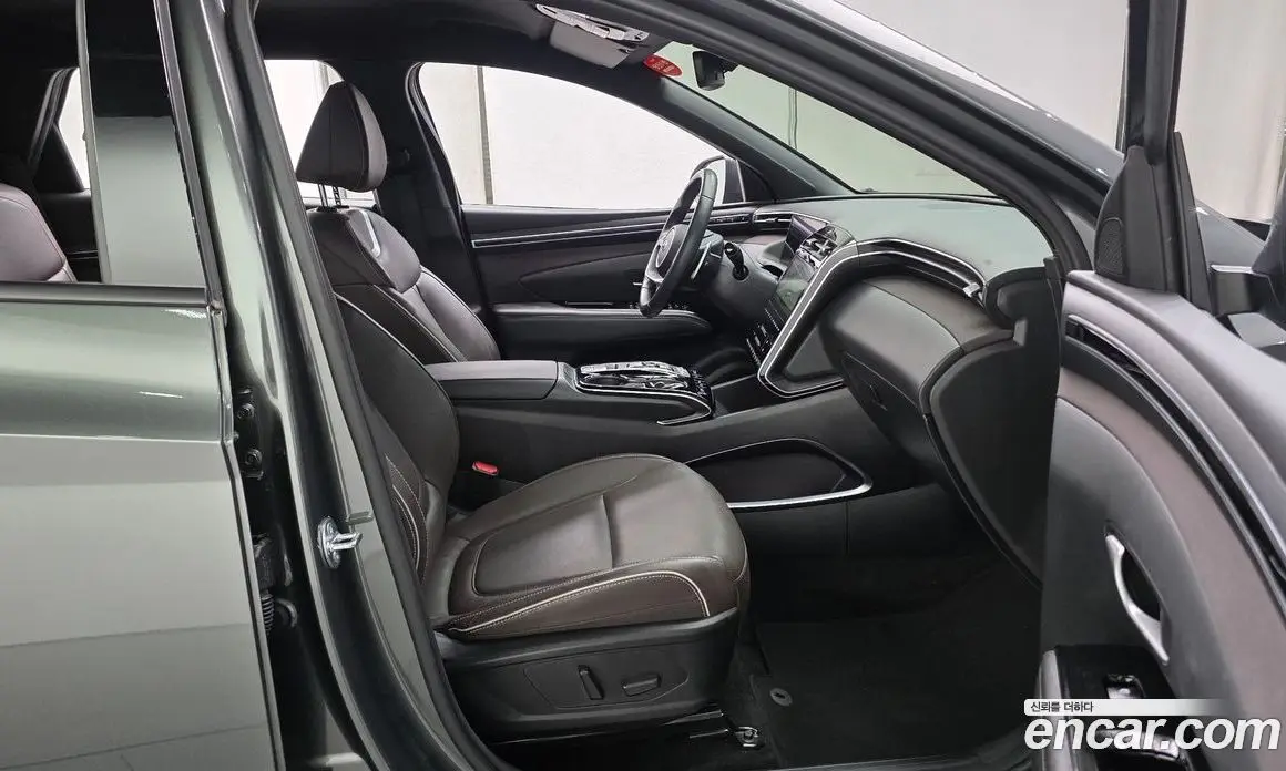 Hyundai Tucson 2023 1.6 автомат (гидро), фото 16