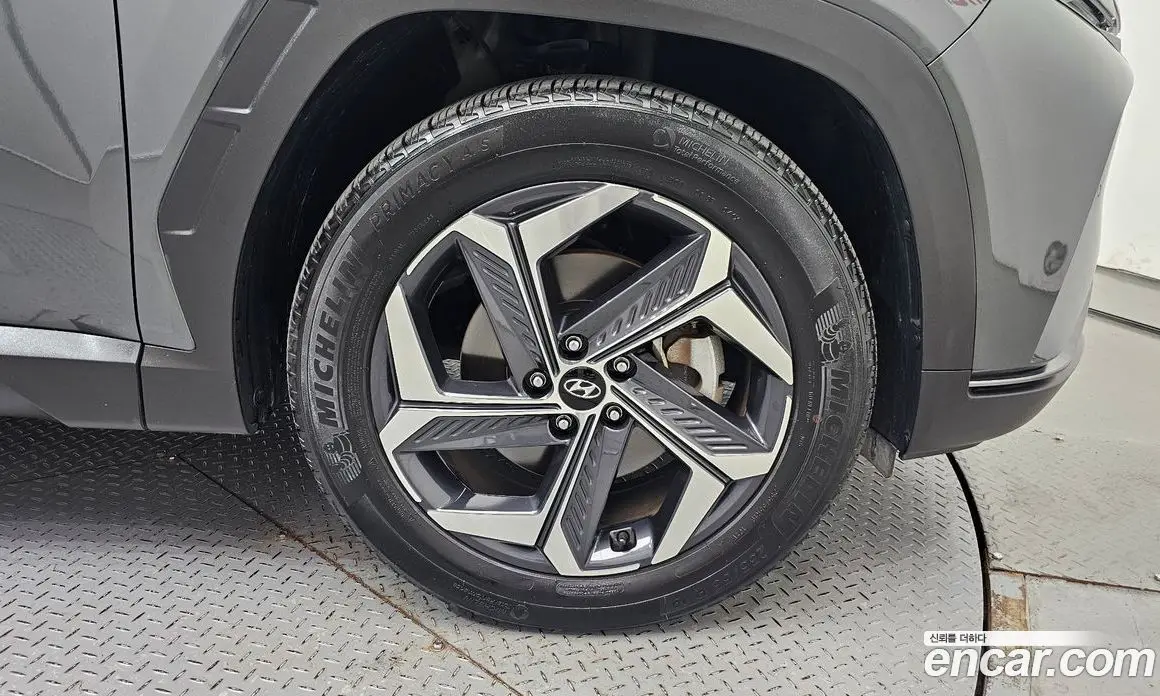 Hyundai Tucson 2023 1.6 автомат (гидро), фото 7