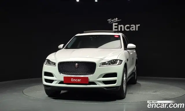 Jaguar F-Pace 2017 2.0 автомат (гидро), миниатюра 3 Jaguar F-Pace 2017 2.0 автомат (гидро), миниатюра 3