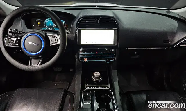 Jaguar F-Pace 2017 2.0 автомат (гидро), миниатюра 10 Jaguar F-Pace 2017 2.0 автомат (гидро), миниатюра 10