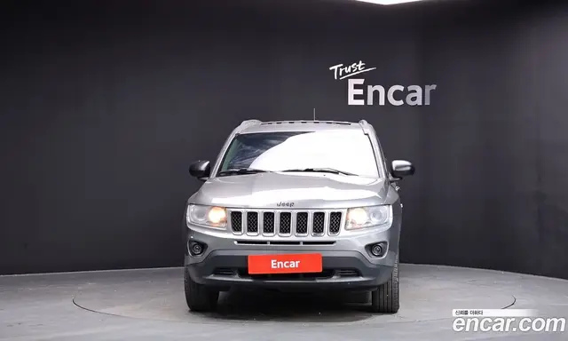 Jeep Compass 2013 2.4 автомат (гидро), миниатюра 3