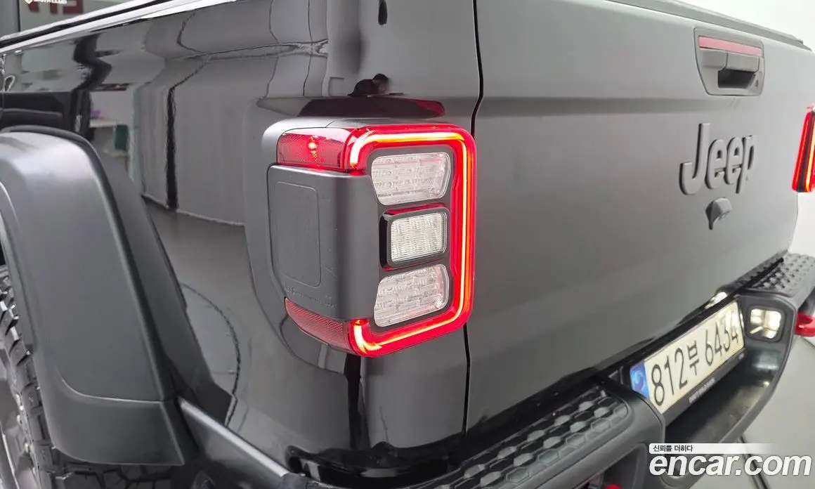 Jeep Gladiator 2021 3.6 автомат (гидро), фото 9