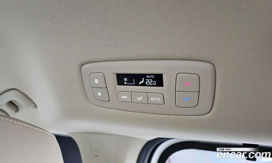 Kia Carnival 2022 3.5 автомат (гидро), фото 28