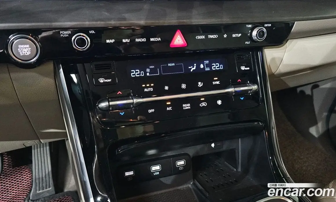 Kia Carnival 2022 3.5 автомат (гидро), фото 31