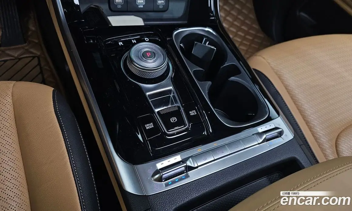 Kia Carnival 2023 3.5 автомат (гидро), фото 12