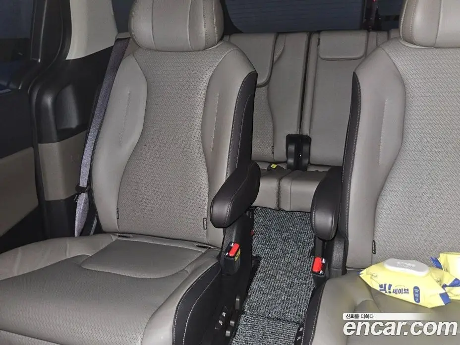 Kia Carnival 2025 3.5 автомат (гидро), фото 13