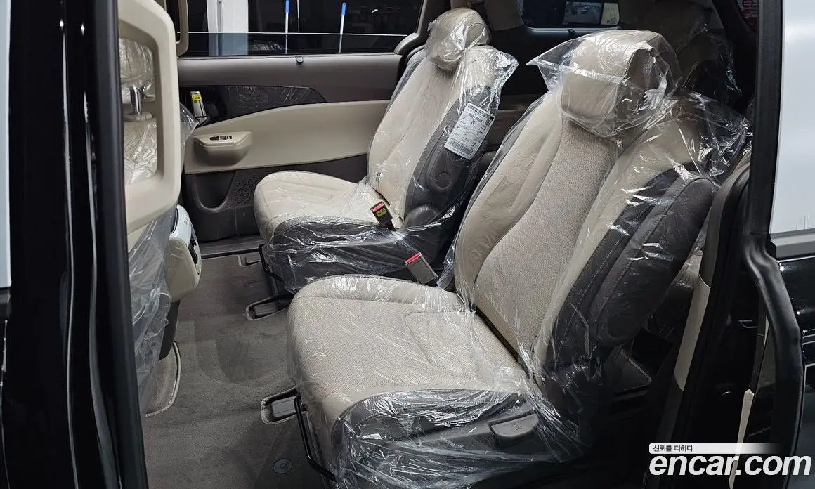Kia Carnival 2025 2.2 автомат (гидро), фото 12