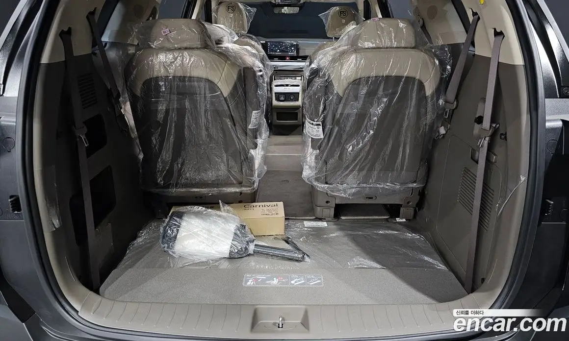 Kia Carnival 2025 2.2 автомат (гидро), фото 20