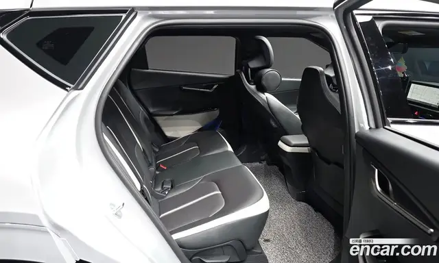 Kia EV6 2024 0.1 автомат (гидро), миниатюра 12