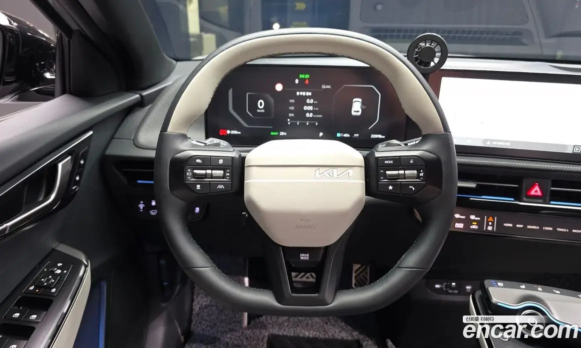 Kia EV6 2024 0.1 автомат (гидро), фото 13