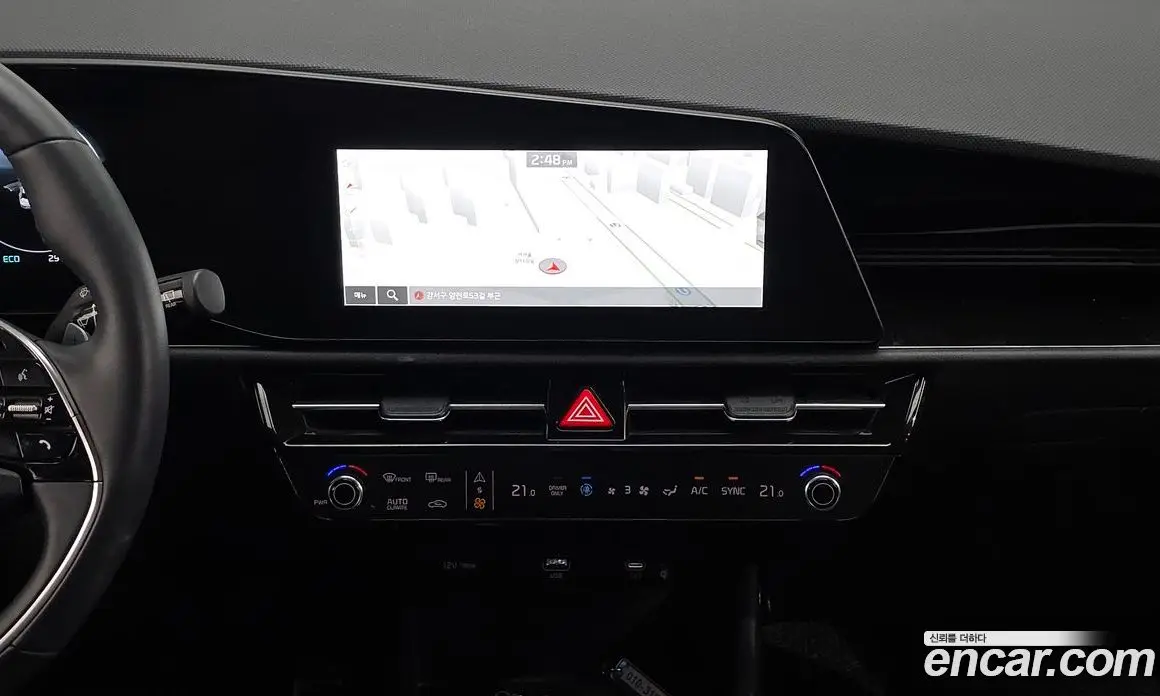 Kia Niro 2022 1.6 автомат (гидро), фото 14