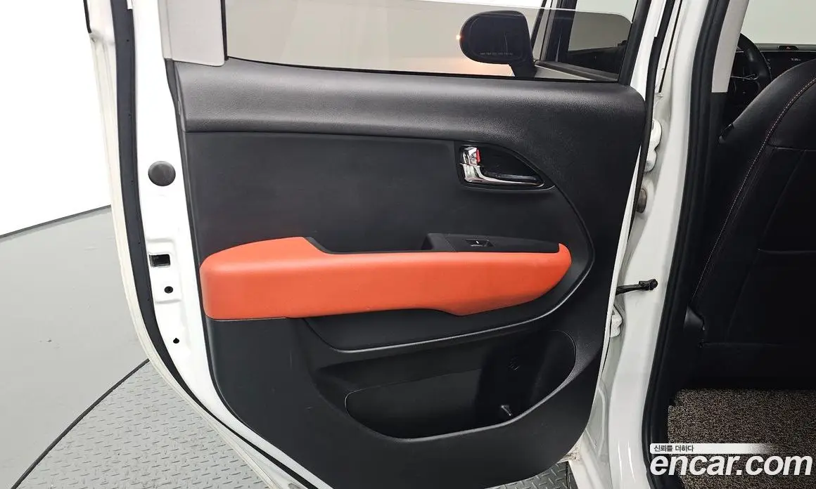 Kia Ray 2021 1.0 автомат (гидро), фото 15