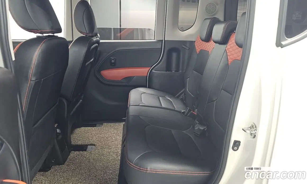 Kia Ray 2021 1.0 автомат (гидро), фото 17