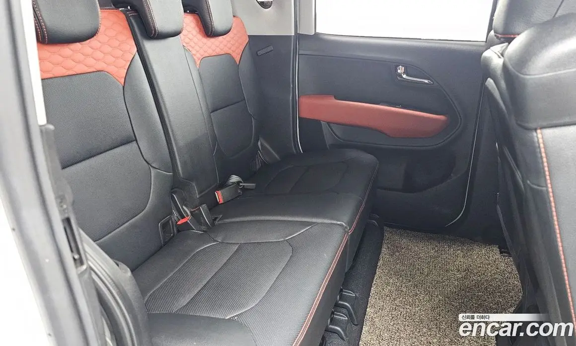 Kia Ray 2021 1.0 автомат (гидро), фото 18