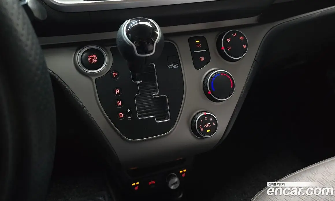 Kia Ray 2021 1.0 автомат (гидро), фото 9