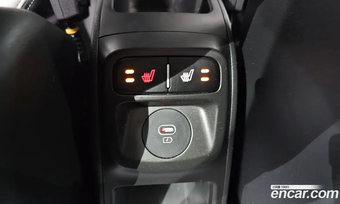 Kia Ray 2023 1.0 автомат (гидро), фото 23