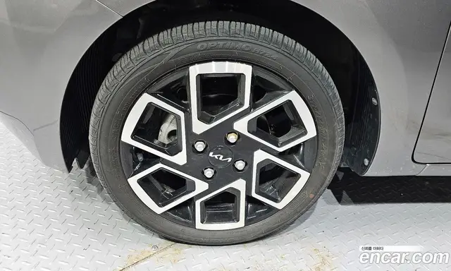 Kia Ray 2023 1.0 автомат (гидро), миниатюра 5