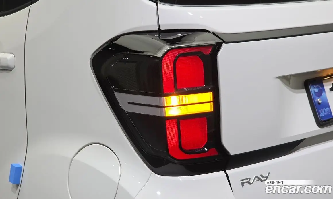 Kia Ray 2023 1.0 автомат (гидро), фото 9