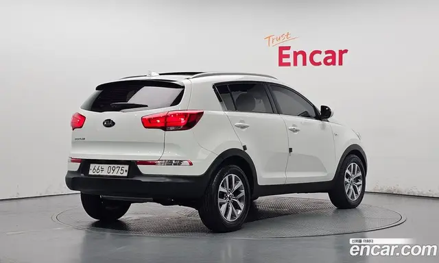 Kia Sportage, 2015, 28 560 км