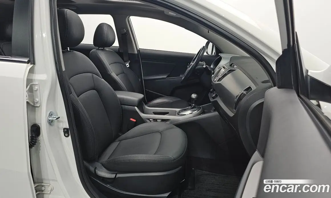 Kia Sportage 2015 2.0 автомат (гидро), фото 12