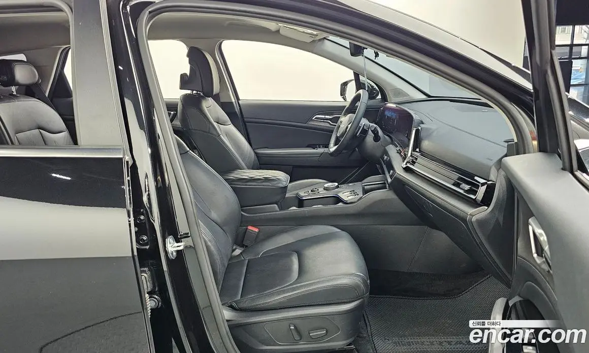 Kia Sportage 2023 1.6 автомат (гидро), фото 11