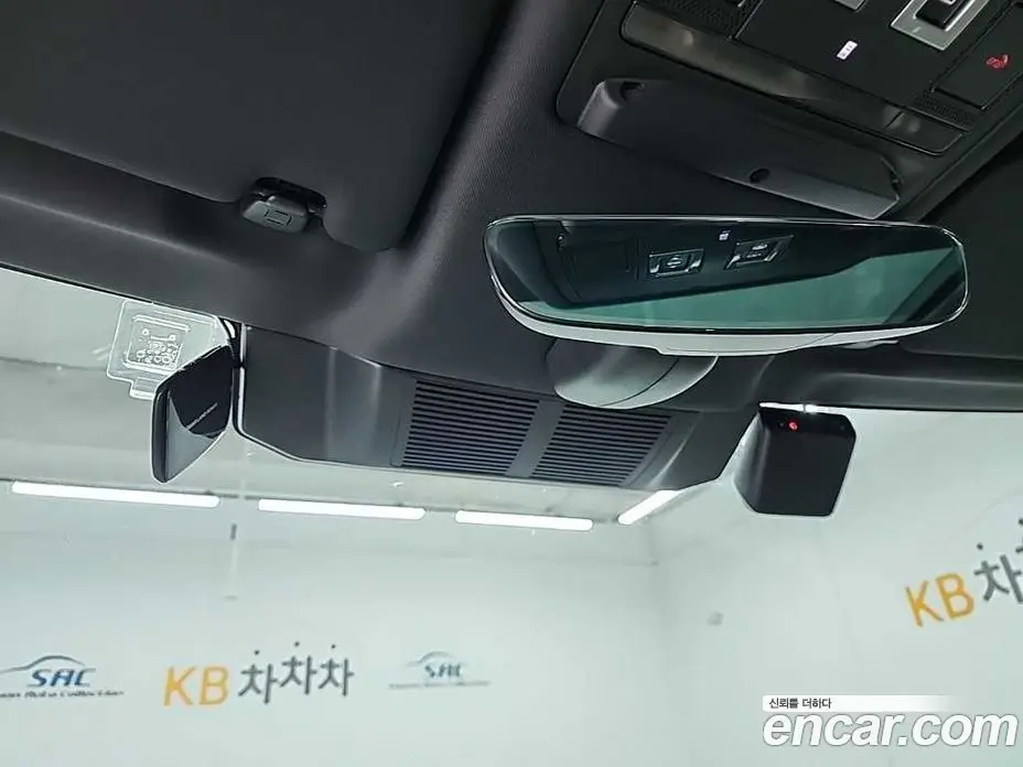 Land Rover Defender 2021 2.0 автомат (гидро), фото 15