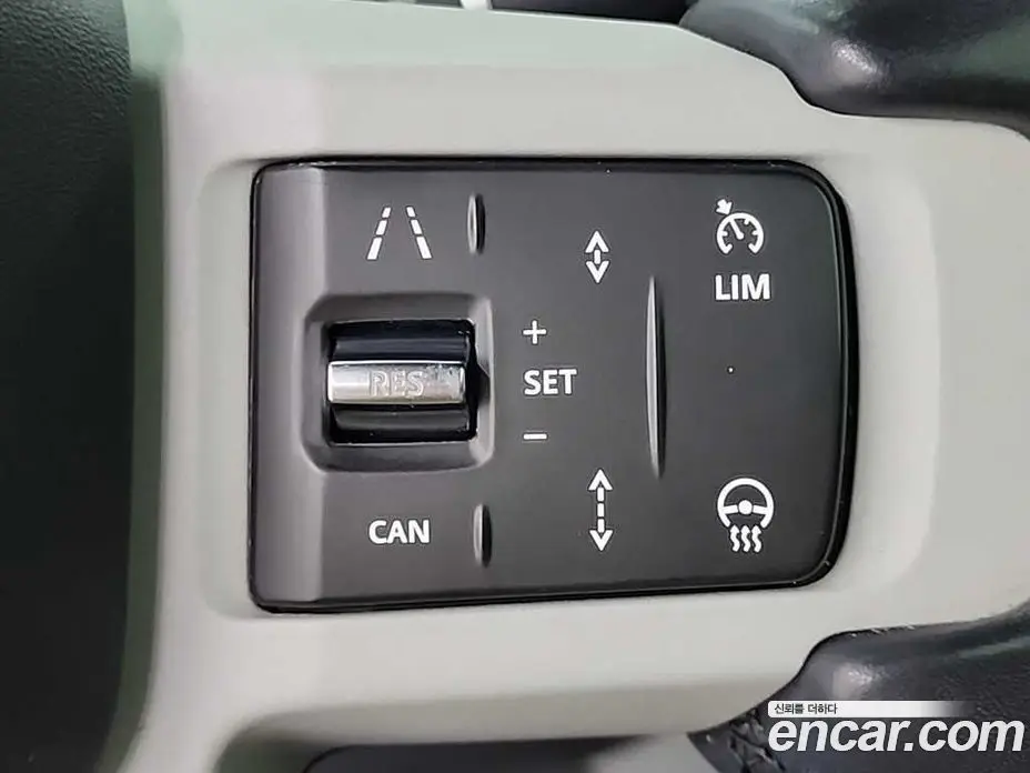 Land Rover Defender 2021 2.0 автомат (гидро), фото 16