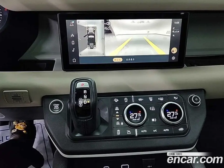 Land Rover Defender 2021 2.0 автомат (гидро), фото 8