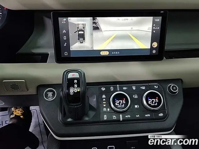 Land Rover Defender 2021 2.0 автомат (гидро), миниатюра 8
