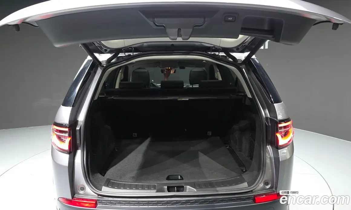 Land Rover Discovery Sport 2021 2.0 автомат (гидро), фото 20