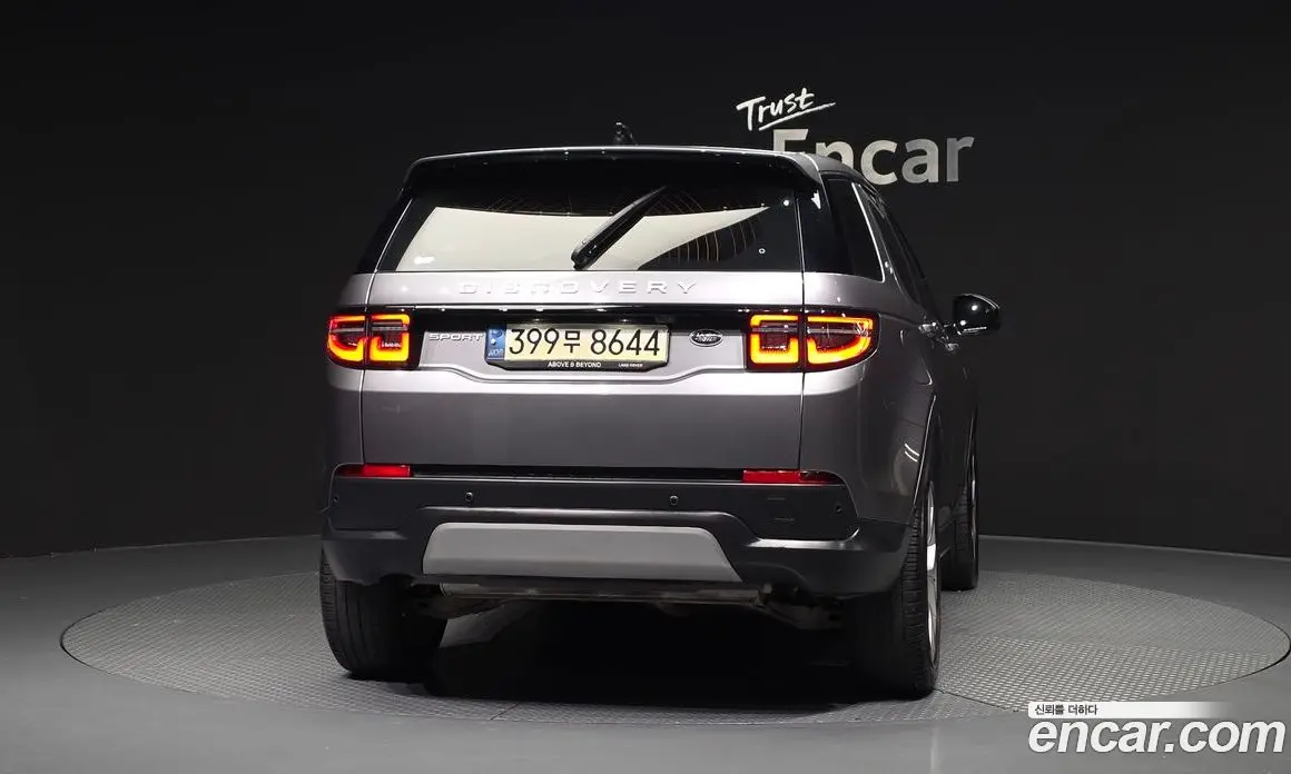 Land Rover Discovery Sport 2021 2.0 автомат (гидро), фото 4