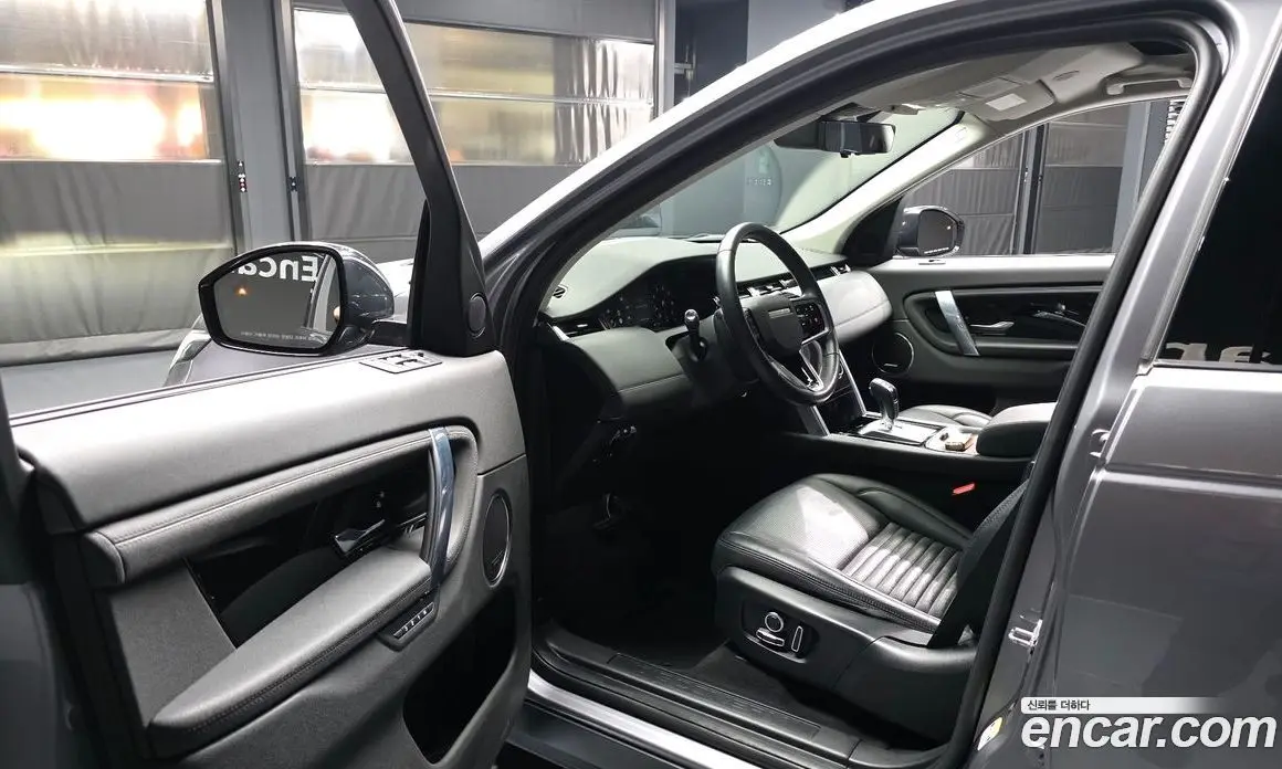 Land Rover Discovery Sport 2021 2.0 автомат (гидро), фото 10